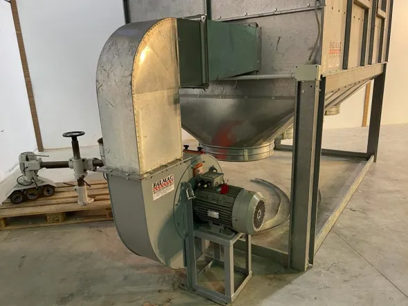 PG819 - 1099Aspiratore carenato da esterno marca GOA