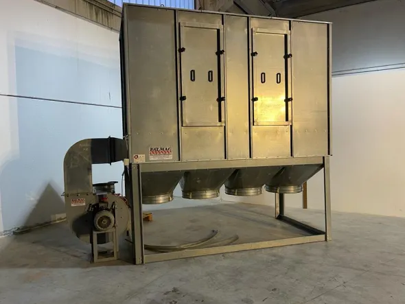 PG819 - 1099Aspiratore carenato da esterno marca GOA