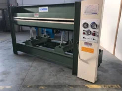 PG828 - 1105Pressa a piani caldi marca Orma