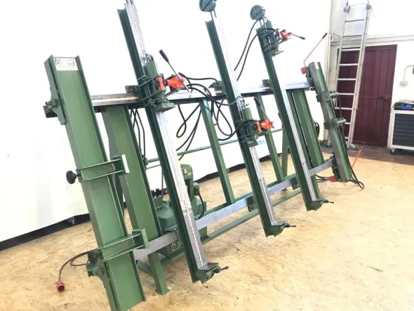 PG967 - 1301Strettoio a barre Italpresse
