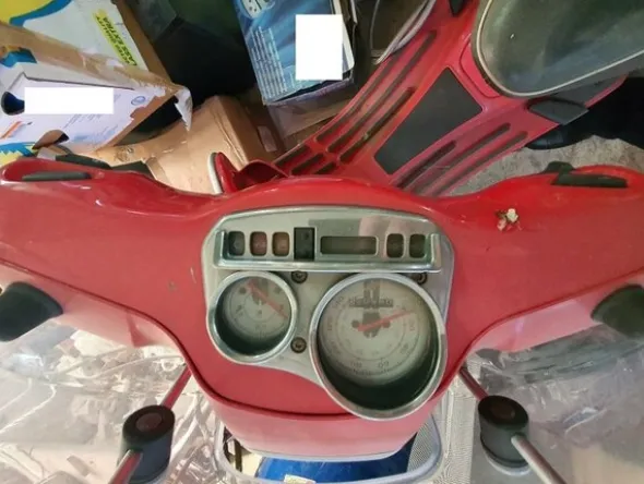 14#6105 Piaggio Vespa