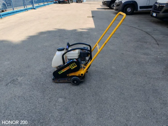 Piastra vibrante BATMATIC FPH 1650W