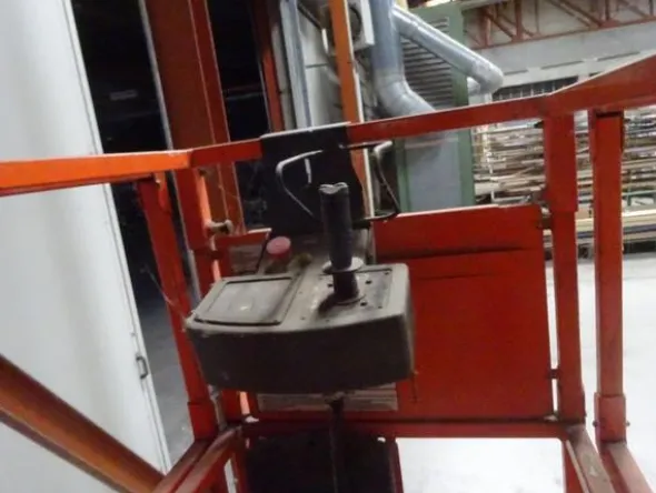 15#4228 Piattaforma JLG