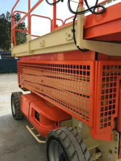 1#5594 Piattaforma verticale a pantografo a libro a forbice JLG 3369LE