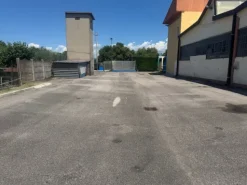 PIAZZALE PER RIMESSAGGIO