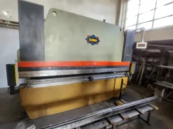 Piegatrice lamiera Somo Mod PY 12031