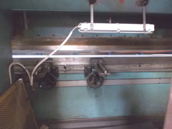 PIEGATRICESTROJARNE 3000 X 80 TON