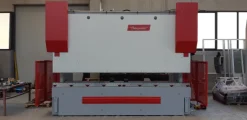 Piegatrice usata BEYELER PR7 320-4000 cnc 7 assi