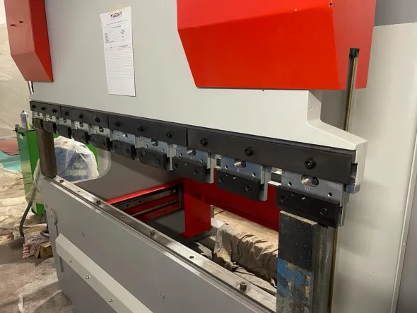 Piegatrice usata Beyeler PR6 60-2000 cnc 6 assi