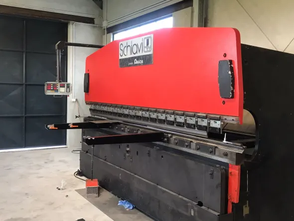 Piegatrice usata SCHIAVI RG104 cnc 3 assi