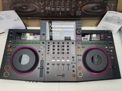 Pioneer DJ OPUS-QUAD, Pioneer XDJ-RX3, Pioneer XDJ-XZ