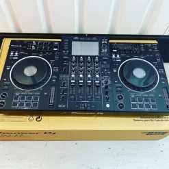 Pioneer DJ OPUS-QUAD, Pioneer XDJ-RX3, Pioneer XDJ-XZ