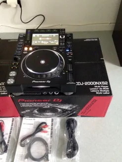 Pioneer DJ OPUS-QUAD, Pioneer XDJ-RX3, Pioneer XDJ-XZ