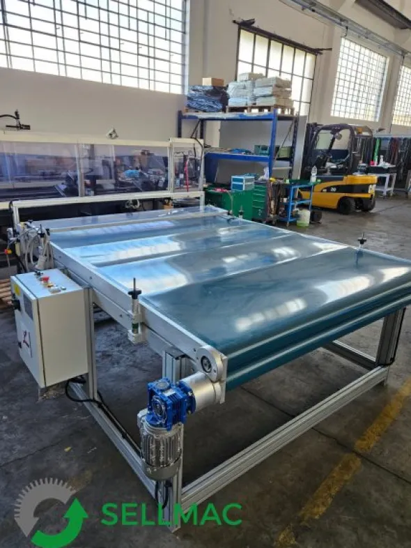 PLOTTER DA INCOLLAGGIO E TAPPETO PRESSATORE