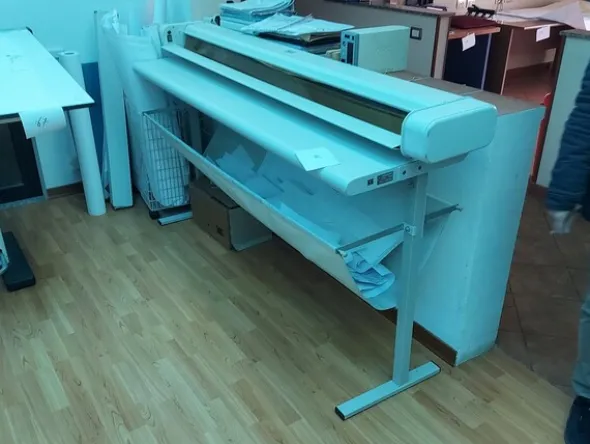 4#6058 Plotter HP Design Jet e Tecnigrafo Lenor