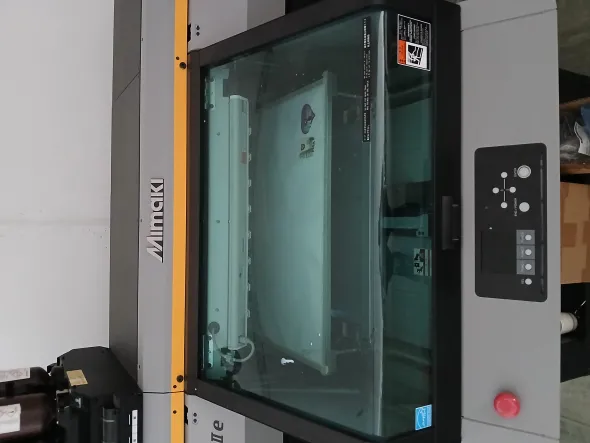 plotter mod. UJF-6042MKIIe