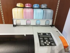 Plotter Mutoh Valuejet VJ-1324 + Plotter Mutoh intaglio Ultima SC-1400D