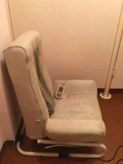 6#3775 Poltrona con massaggio schiena