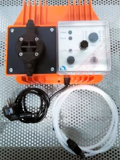 POMPA DOSATRICE - ETATRON - MOD. DL MA (LAB-POM-2)