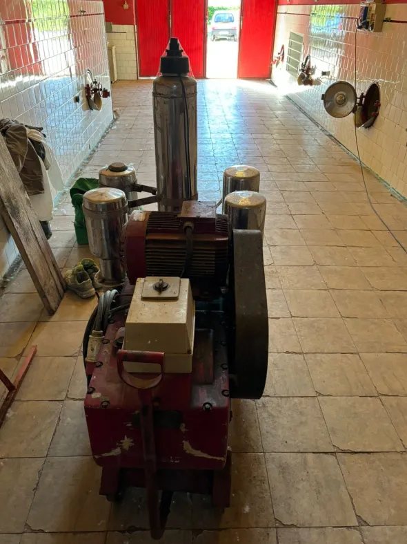 Pompa enologica a pistoni