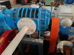 POMPE PER IL VUOTO LEYBOLD (VACUUM PUMP)