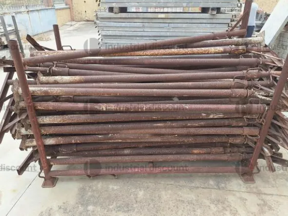 2#9747 Ponteggio puntelli cavalletti assi container