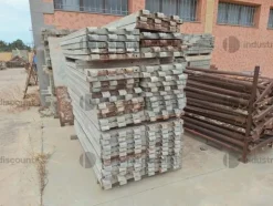 2#9747 Ponteggio puntelli cavalletti assi container