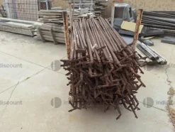 2#9747 Ponteggio puntelli cavalletti assi container