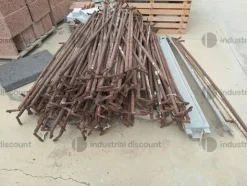 2#9747 Ponteggio puntelli cavalletti assi container