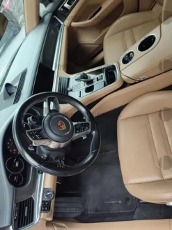 5#9108 Porsche Panamera 4 Hybrid