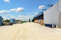 #21469 Porzione di capannone con area esterna