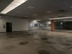 #2536069 Porzione di capannone con laboratori e uffici