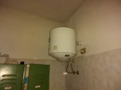 #12278 Porzione di capannone con servizi