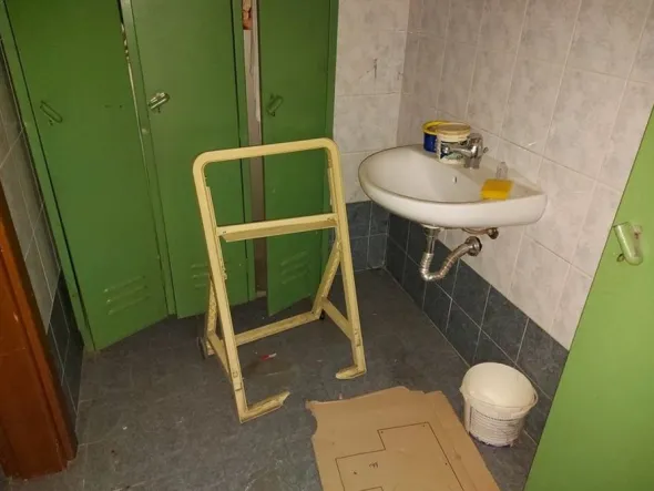 #12278 Porzione di capannone con servizi