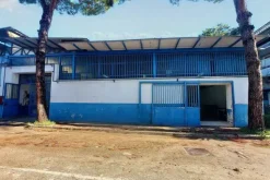 #21351 Porzione di capannone e corte privata