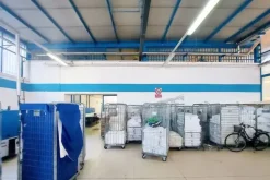 #21351 Porzione di capannone e corte privata