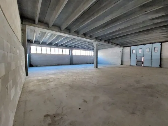 #14746 Porzione di capannone industriale
