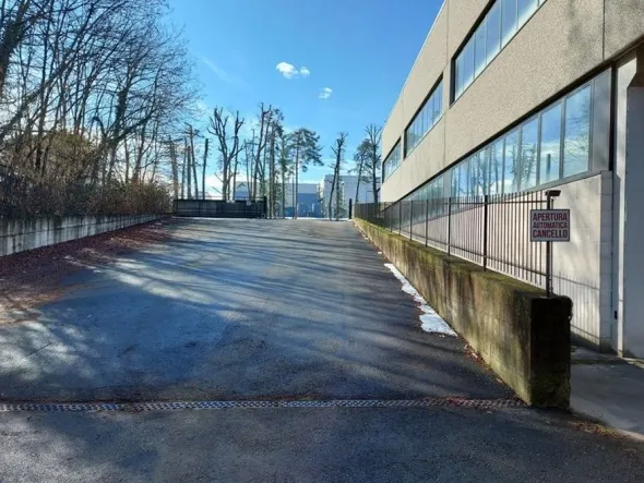 #14746 Porzione di capannone industriale