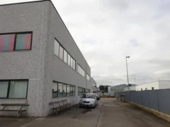 #6932 Porzione di capannone industriale
