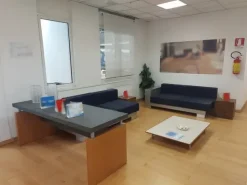 #21605 Porzione di complesso commerciale/logistico con area esterna