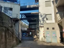 #21605 Porzione di complesso commerciale/logistico con area esterna