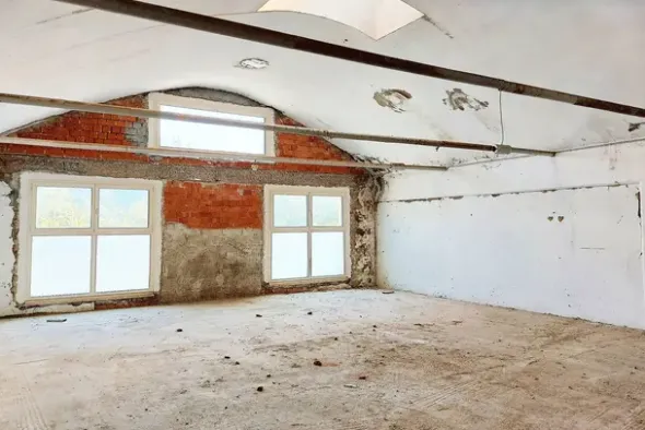#22061 Porzione di edificio destinata a uffici