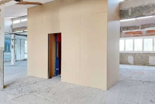 #22061 Porzione di edificio destinata a uffici