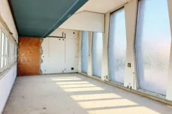 #22061 Porzione di edificio destinata a uffici