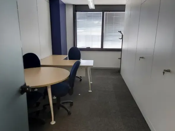 #16065 Porzione di edificio direzionale disposto su sei livelli