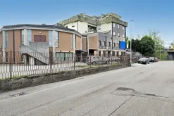 #24393 Porzione di edificio uso auditorium e uffici