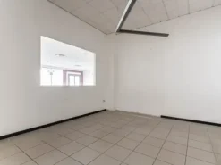 #16054 Porzione di fabbricato ad uso commerciale ed artigianale