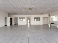 #16054 Porzione di fabbricato ad uso commerciale ed artigianale