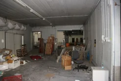 #1900 Porzione di fabbricato artigianale con uffici e corte