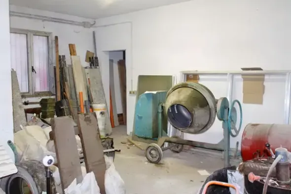 #19864 Porzione di fabbricato industriale con resede esclusivo